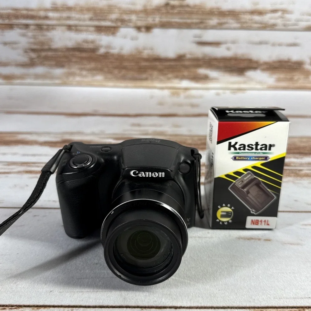 Black Canon PowerShot SX400 IS 16.0MP Digital Camera Bundle For Parts
